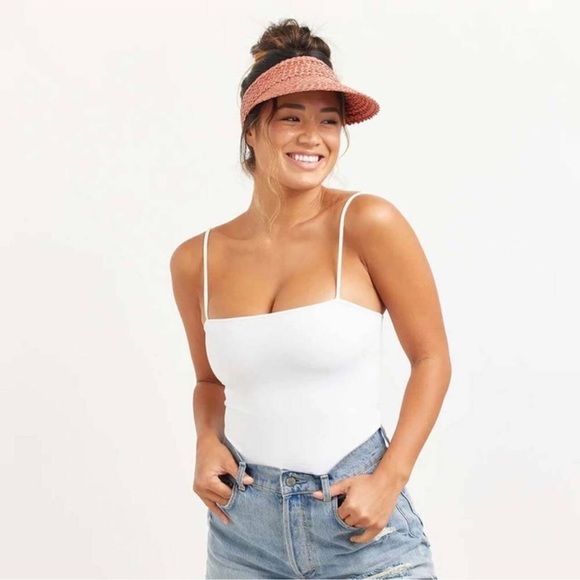 NWOT - Hemlock Capri Visor - Rose - Picture 2 of 6